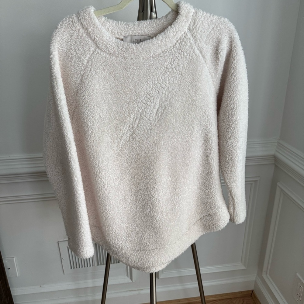 LOFT Fleece Soft Sherpa Sweatshirt Crewneck Size Small